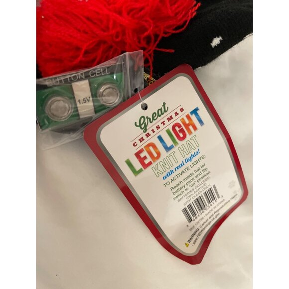 Great Christmas LED Light Knit Hat With Real Lights Holiday - Picture 6 of 8